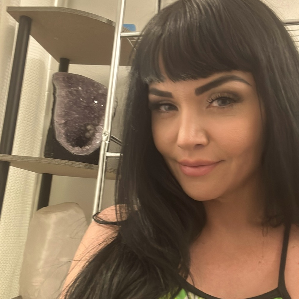 Meet your Posher, Aimee